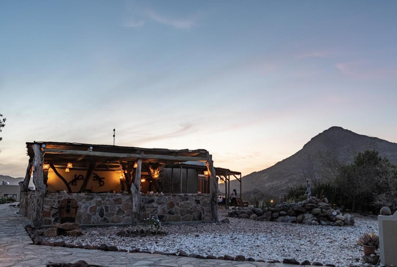 Hohenstein Lodge Usakos エクステリア 写真