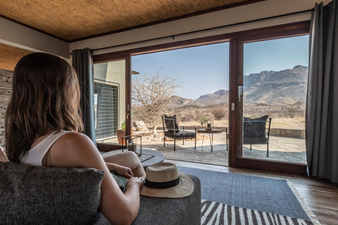 Hohenstein Lodge Usakos エクステリア 写真